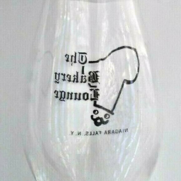 1970s Clear Tall Glass, The Bakery Lounge, Niagara Falls, N.Y. *Rare, Vintage* - Picture 5 of 8